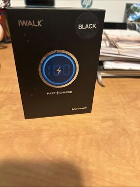iWalk Black Fast Charge Power Bank - Portable Charger